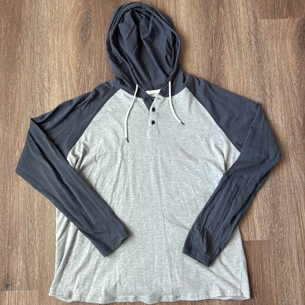 Tshirt Hoodie Pullover